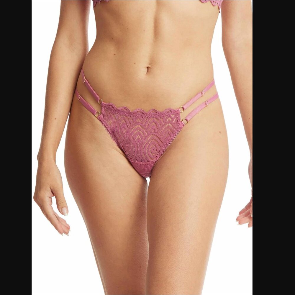 Hanky Panky &oh™ Along The Lines Thong Rosehip Pink